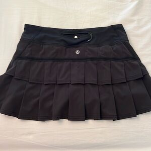 Lululemon women’s skirt